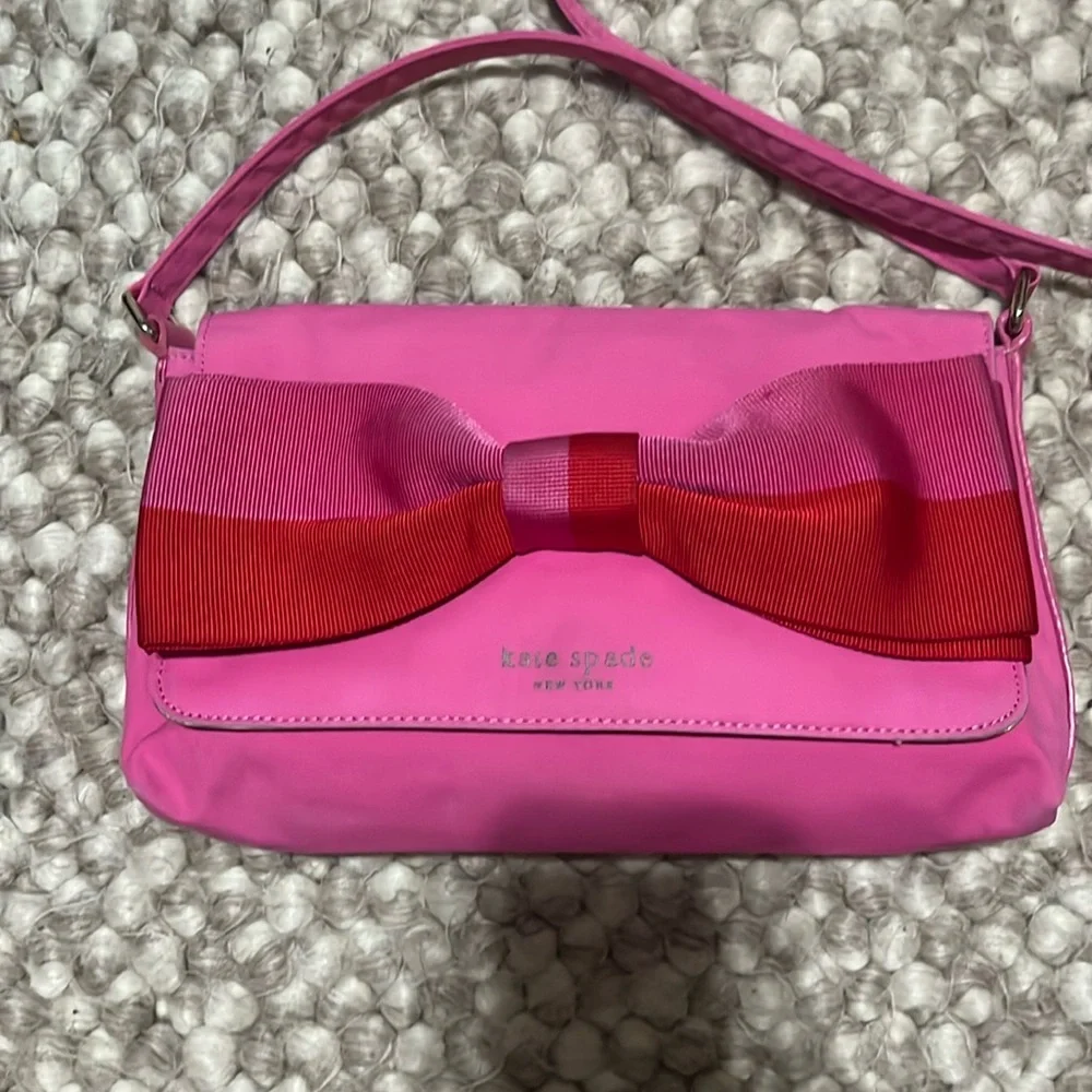 Kate Spade Pink and Red Bow Shoulder Bag - Picture 1 of 12